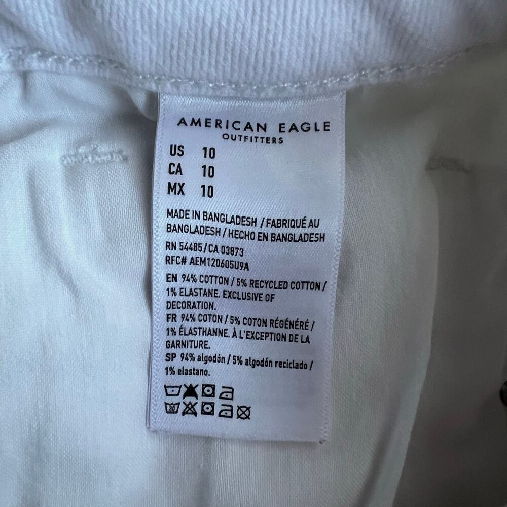 American Eagle Mom Shorts White High Rise Stretch Denim Size 10 - Picture 8 of 9